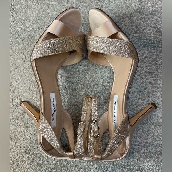 Nina Venus-YS Pearl Rose Crystal Dress Sandals – Size 8.5 (NIB) - Picture 6 of 12